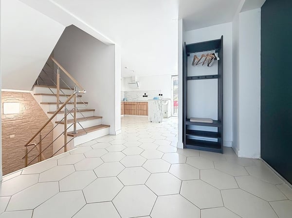Maison jumelée de 5.5 pces de 126 m2 à Lugrin 15