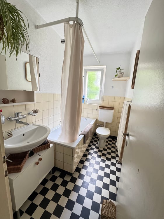 Gepflegte 1-Zimmerwohnung in Altbau mit Charme 10