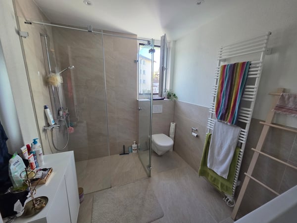 Moderne 4½-Zimmer-Wohnung mit Balkon 9