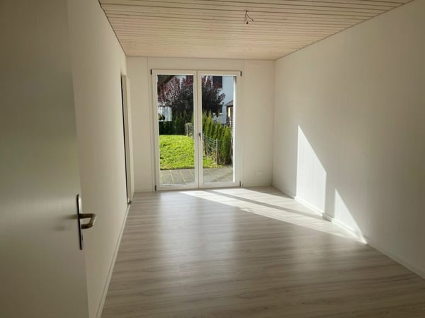 1.5 Zi sonnige Gartenwohnung 8