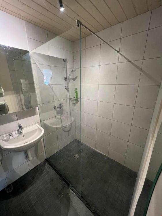 Helle 3,5-Zi Wohnung 13