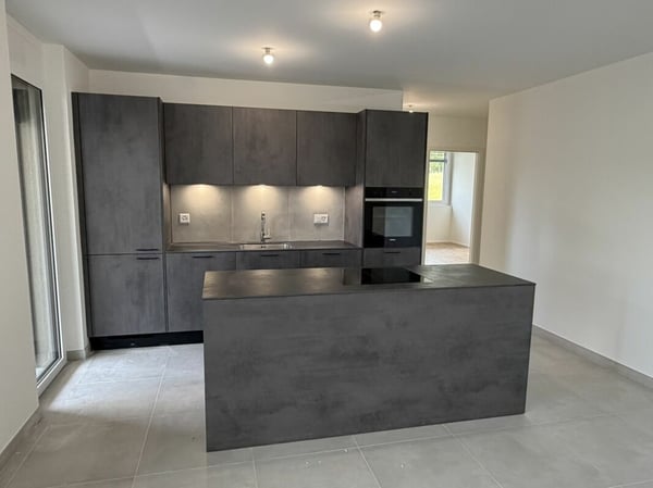 LE TOUT DERNIER APPARTEMENT 4,5 pièces en formule * Location - Achat * Vulliama 5