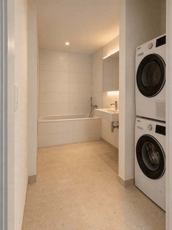 Erstbezug: 2,5 Zimmer in Bauernhaus (Whg#1) 5