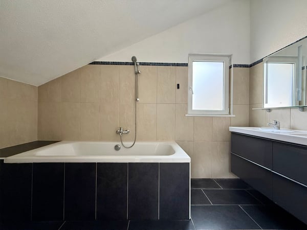 COLLONGES A 15 MIN. DE MARTIGNY - Bel appartement de 1.5 pièces - belle terrasse avec vue dégagée 7