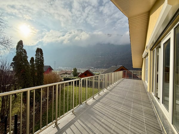 COLLONGES A 15 MIN. DE MARTIGNY - Bel appartement de 1.5 pièces - belle terrasse avec vue dégagée 6