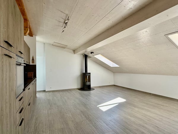 Bel appartement avec cachet - situé au coeur des vignes à deux pas de la plage de Rivaz 2