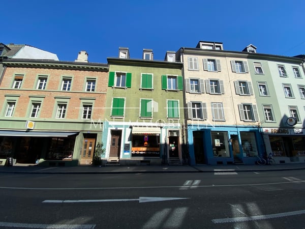 Mehrfamilienhaus im Herzen Basels nahe Rhein (Vollvermietet 6% R) 1