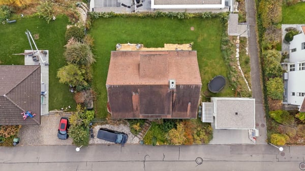 Freistehendes 2.5 Landhaus mit Weitblick sucht Familie 13