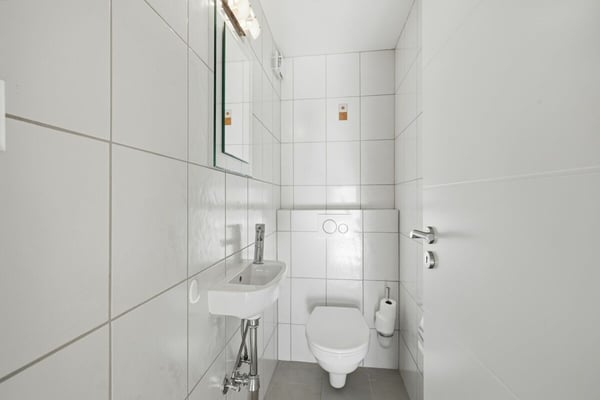 Renovierte 4.5-Zimmer-Wohnung mit grosszügigem Balkon, Lift und Garage 11