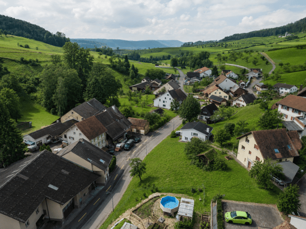Bauland mit Baubewilligung für 2 Einfamilienhäuser 3