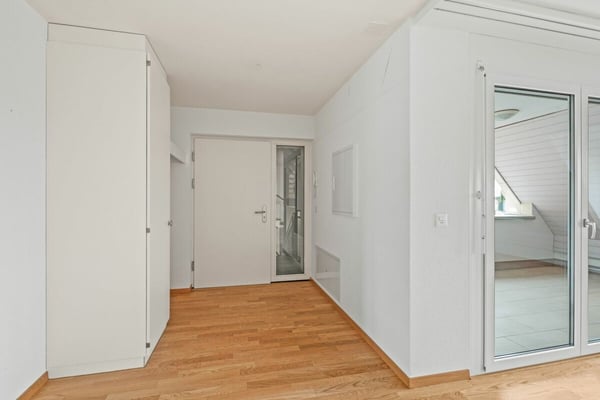 Grosszügige 5.5-Zimmer Maisonettewohnung mit viel Wohnkomfort 4