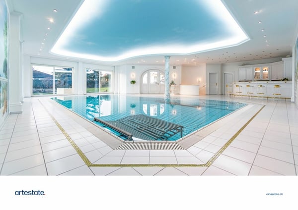 Villa mit Hallenbad und Schwimmteich 6