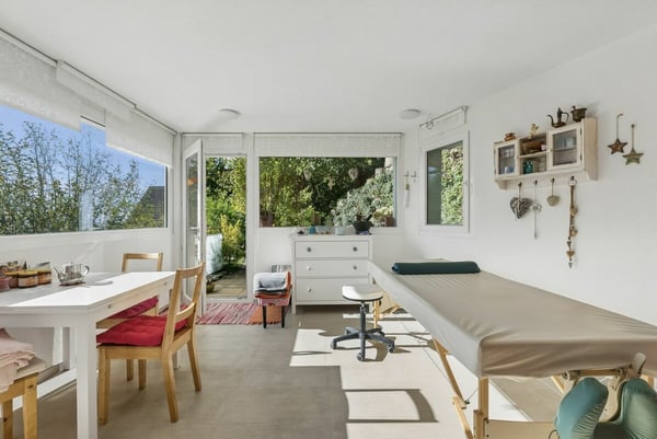 Maisonettewohnung mit Einliegerwohnung, Garten und Aussicht über das Rheintal 13