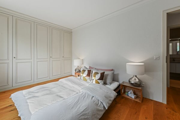 Villa mit Einliegerwohnung, Pool und Weitsicht - ein Zuhause voller Möglichkeiten 5