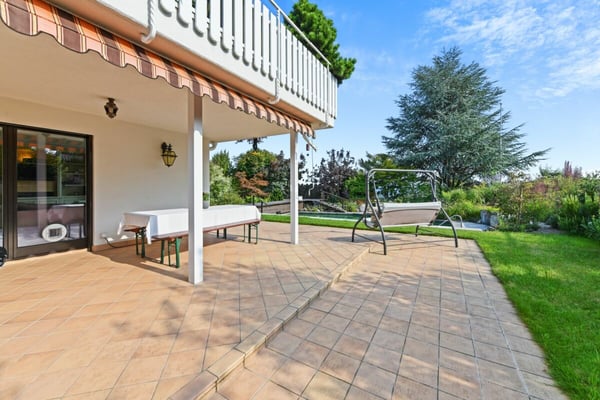 Villa mit Einliegerwohnung, Pool und Weitsicht - ein Zuhause voller Möglichkeiten 6