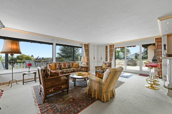 Villa mit Einliegerwohnung, Pool und Weitsicht - ein Zuhause voller Möglichkeiten 23