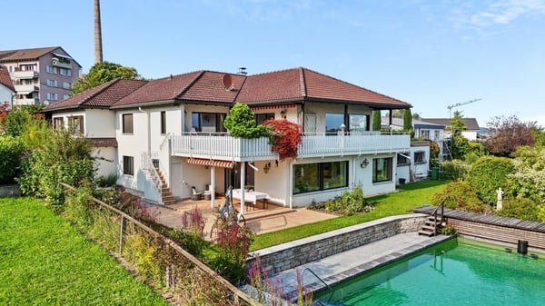 Villa mit Einliegerwohnung, Pool und Weitsicht - ein Zuhause voller Möglichkeiten 40