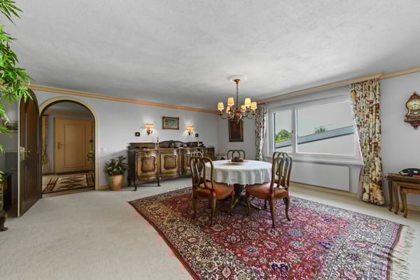 Villa mit Einliegerwohnung, Pool und Weitsicht - ein Zuhause voller Möglichkeiten 19