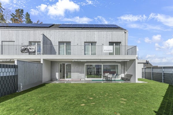 Modernes Wohnglück mit Charme - Ihr neues Zuhause im Grünen von Bütschwil 3