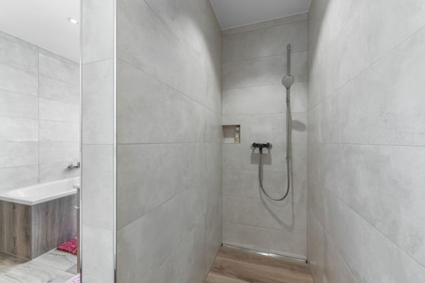 Modernes Wohnglück mit Charme - Ihr neues Zuhause im Grünen von Bütschwil 20