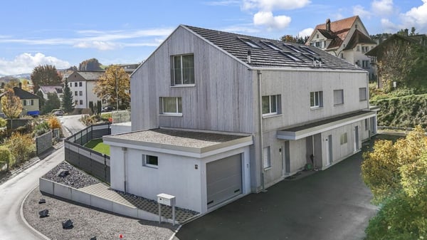 Modernes Wohnglück mit Charme - Ihr neues Zuhause im Grünen von Bütschwil 4