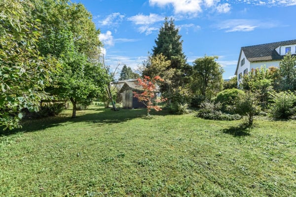 Wohnen mit Charme: Freistehende Villa mit grossem Garten in ruhiger Lage von Goldach 24