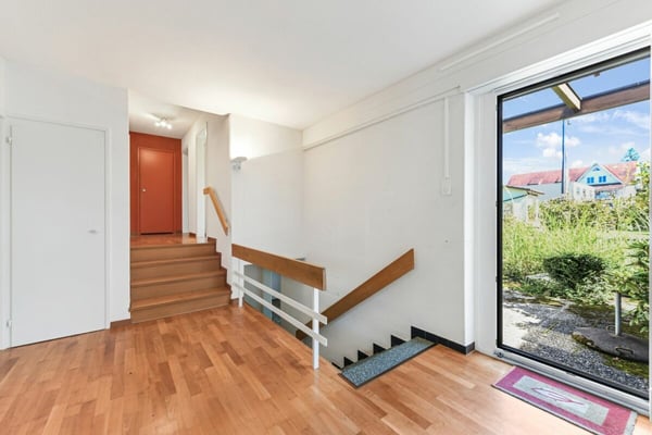 Wohnen mit Charme: Freistehende Villa mit grossem Garten in ruhiger Lage von Goldach 12