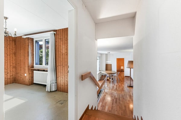 Wohnen mit Charme: Freistehende Villa mit grossem Garten in ruhiger Lage von Goldach 4