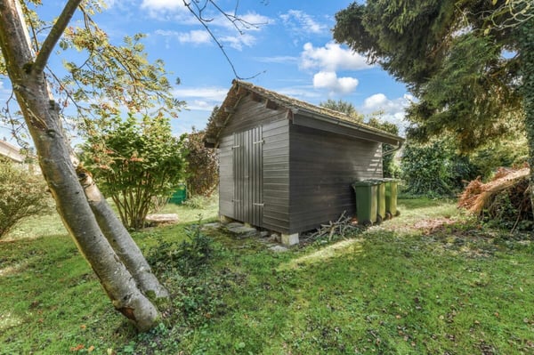 Wohnen mit Charme: Freistehende Villa mit grossem Garten in ruhiger Lage von Goldach 27