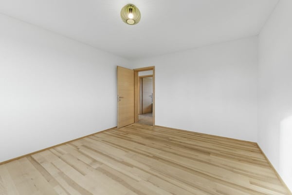 Modernes 1.5-Zimmer-Doppeleinfamilienhaus mit Gartenidylle und hochwertiger Ausstattung 7