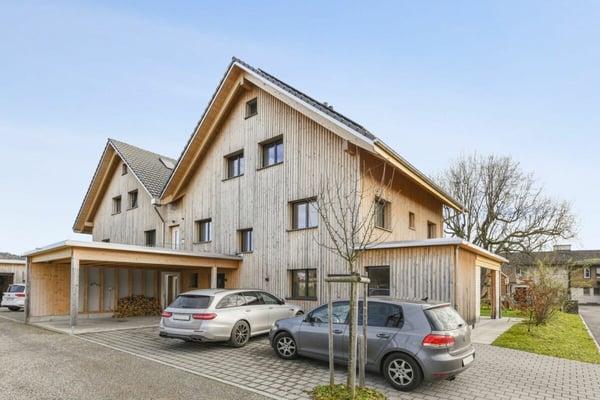 Modernes 1.5-Zimmer-Doppeleinfamilienhaus mit Gartenidylle und hochwertiger Ausstattung 33