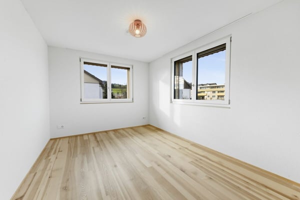 Modernes 1.5-Zimmer-Doppeleinfamilienhaus mit Gartenidylle und hochwertiger Ausstattung 8