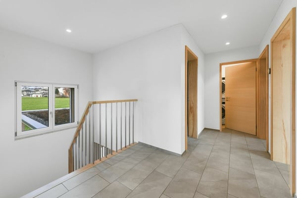 Modernes 1.5-Zimmer-Doppeleinfamilienhaus mit Gartenidylle und hochwertiger Ausstattung 10