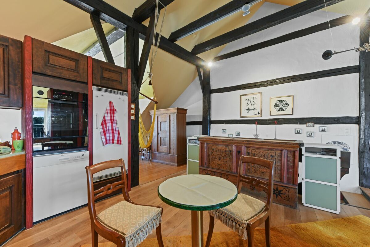 Charme et perspective - appartement-maisonnette unique dans le coeur de Wil SG