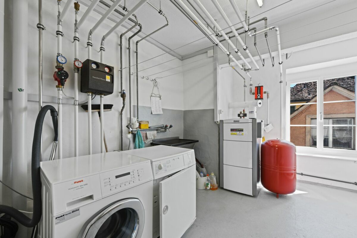 Charme et perspective - appartement-maisonnette unique dans le coeur de Wil SG