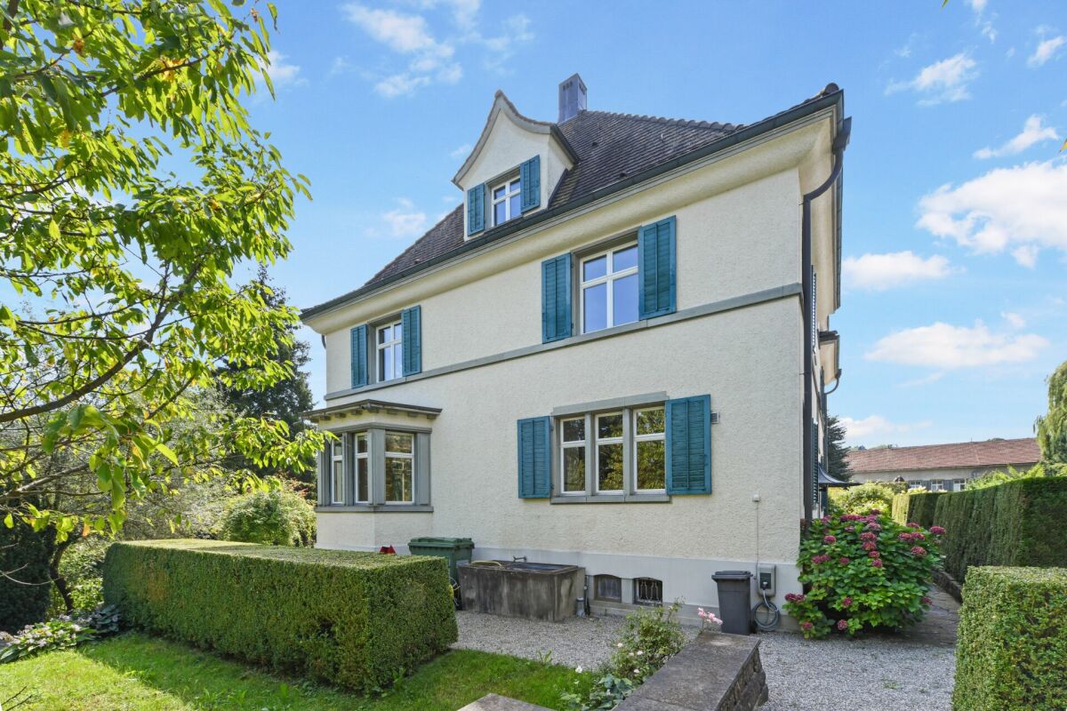 Historische Jugendstilvilla mit Charme, grossem Garten und viel Platz für Ihre Wohnträume