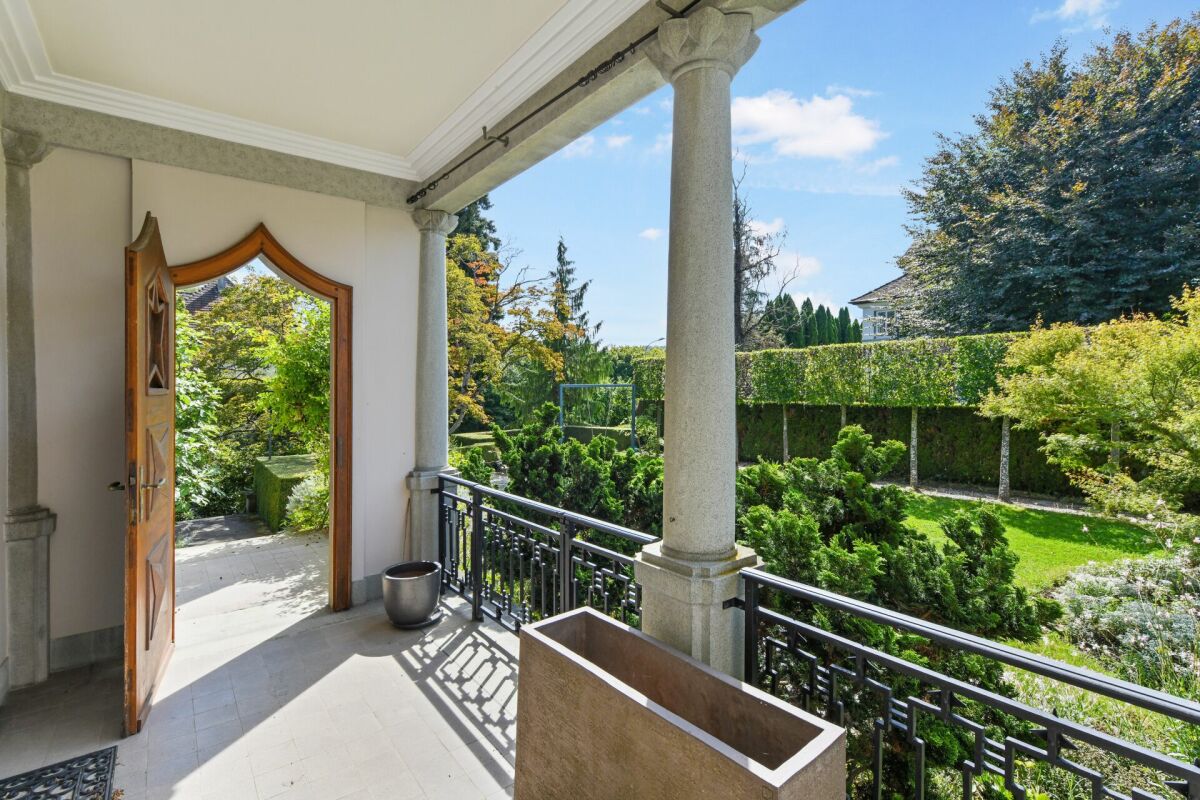 Historische Jugendstilvilla mit Charme, grossem Garten und viel Platz für Ihre Wohnträume