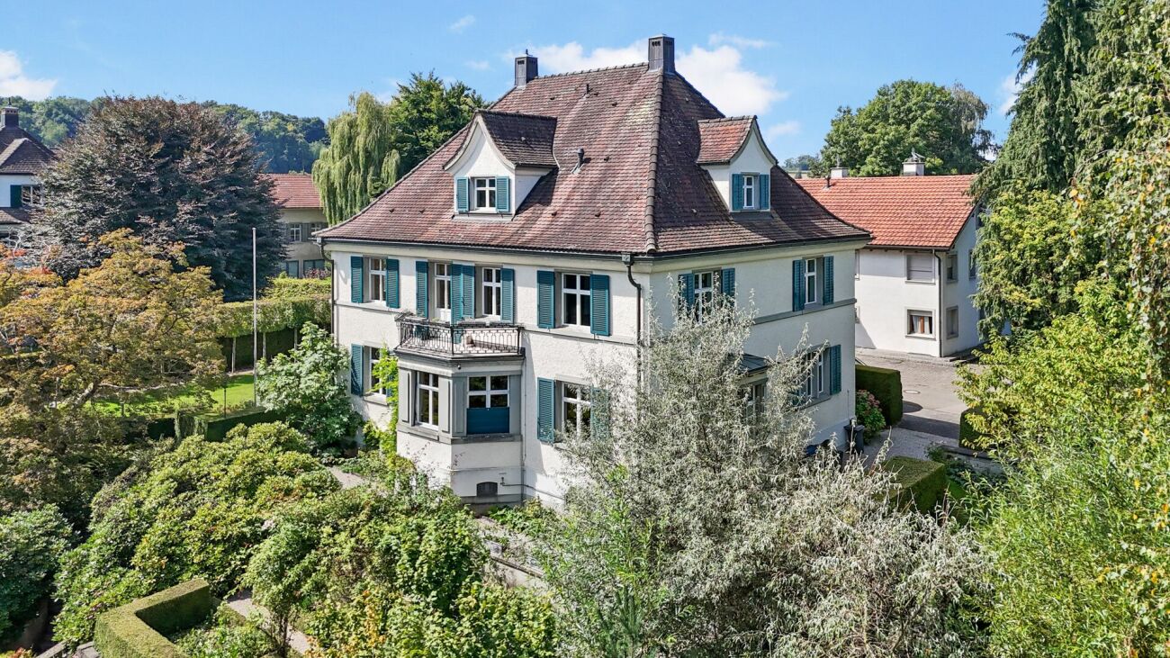 Historische Jugendstilvilla mit Charme, grossem Garten und viel Platz für Ihre Wohnträume