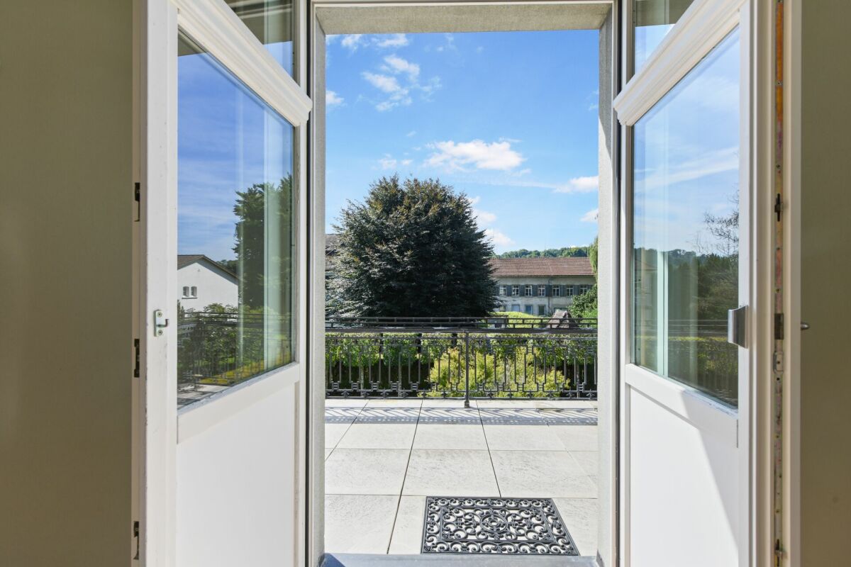 Historische Jugendstilvilla mit Charme, grossem Garten und viel Platz für Ihre Wohnträume