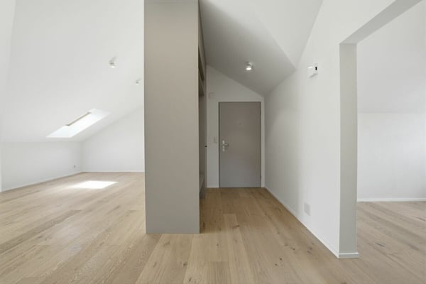 Charmante kernsanierte Dachwohnung mit Balkon und Weitsicht in idyllischem Urnäsch 5