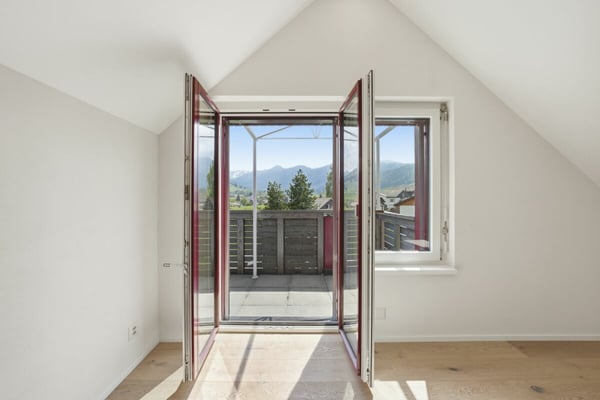 Charmante kernsanierte Dachwohnung mit Balkon und Weitsicht in idyllischem Urnäsch 11
