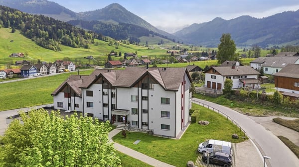 Charmante kernsanierte Dachwohnung mit Balkon und Weitsicht in idyllischem Urnäsch 26