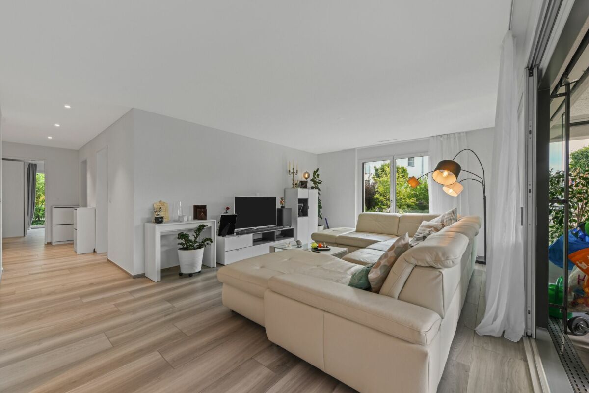Exklusive Gartenwohnung mit Terrasse und idyllischem Garten in zentraler Lage