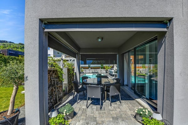 Modernes Wohnerlebnis mit Weitblick -  Einfamilienhaus mit Pool, Gartenidylle  und Panoramasicht 21