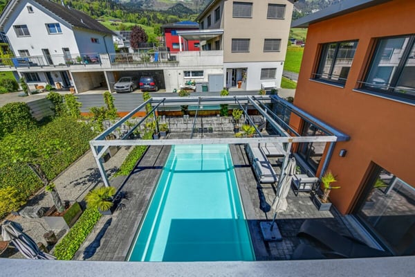 Modernes Wohnerlebnis mit Weitblick -  Einfamilienhaus mit Pool, Gartenidylle  und Panoramasicht 20