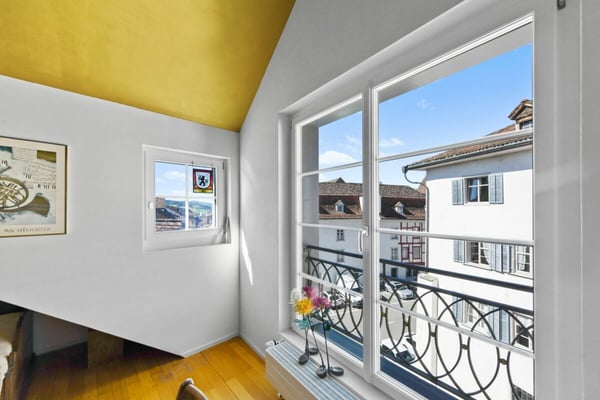 Mietkauf: Zeitlose Eleganz mit Weitblick - stilvolle Maisonette-Dachwohnung im Herzen von Wil SG 19