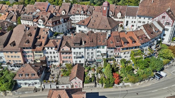 Mietkauf: Zeitlose Eleganz mit Weitblick - stilvolle Maisonette-Dachwohnung im Herzen von Wil SG 35