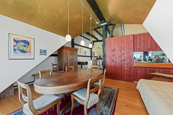Mietkauf: Zeitlose Eleganz mit Weitblick - stilvolle Maisonette-Dachwohnung im Herzen von Wil SG 10