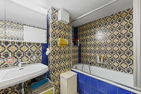 Mietkauf: Zeitlose Eleganz mit Weitblick - stilvolle Maisonette-Dachwohnung im Herzen von Wil SG 20
