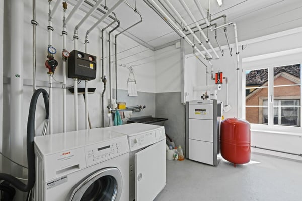 Mietkauf: Zeitlose Eleganz mit Weitblick - stilvolle Maisonette-Dachwohnung im Herzen von Wil SG 26